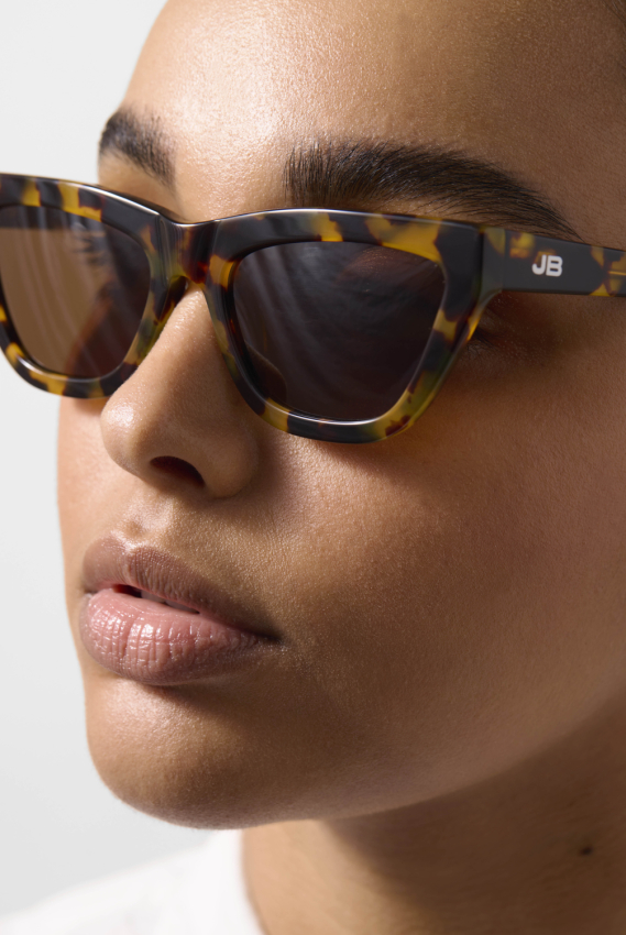 ALANNA FENNELL - PORTFOLIO - ADVERTISING